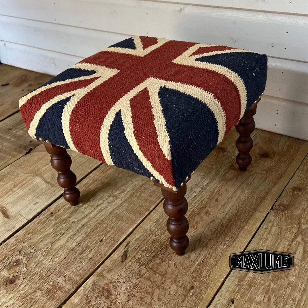 Maxlume ~ Union Jack Flag Bench | Great Britain | Foot Rest Pouf Solid Base | Vintage Style | Floor Standing | Man Cave Stool Jubilee